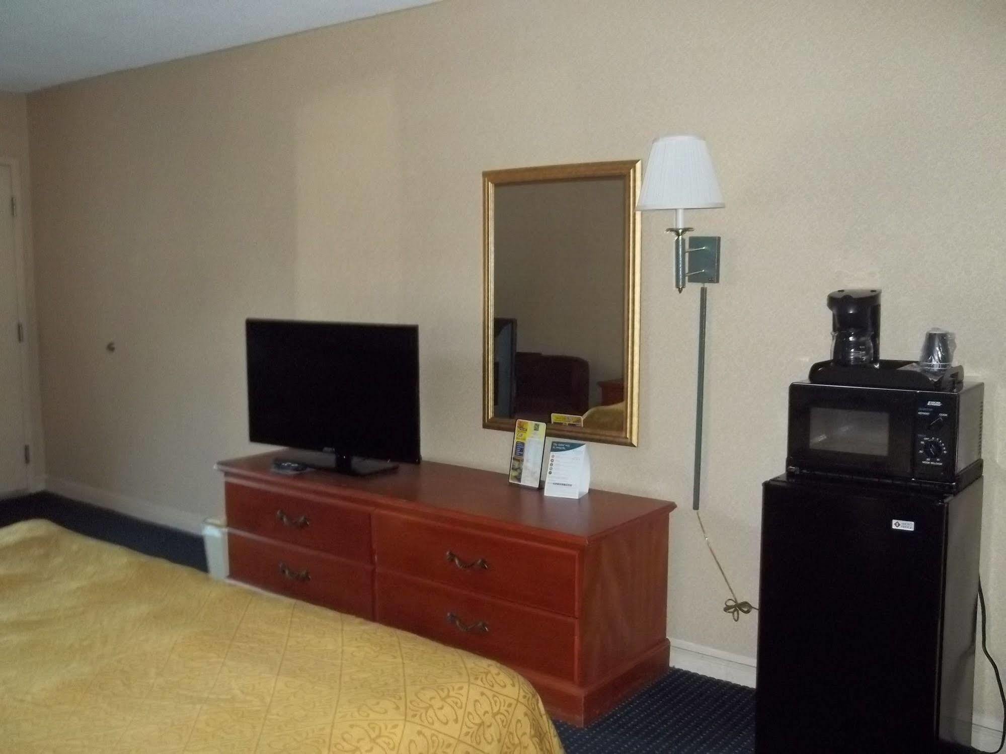 Quality Inn Little Creek Virginia Beach Exterior foto